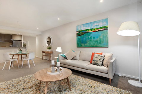 StayCentral On Nott - Accommodation Asia 1