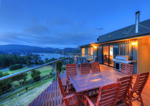 Storm Bay B&B - Accommodation Guide 0