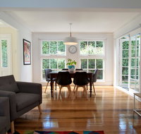 Strahan House - Accommodation Guide