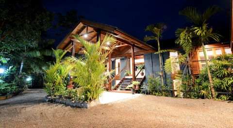 Stu's Lookout - Accommodation Asia 1