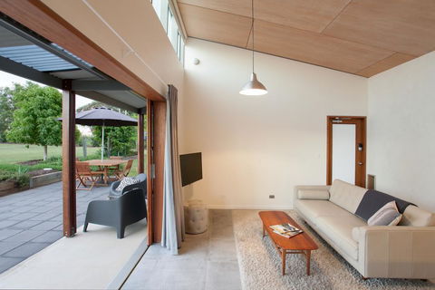 Studio 367 - Accommodation Asia 3