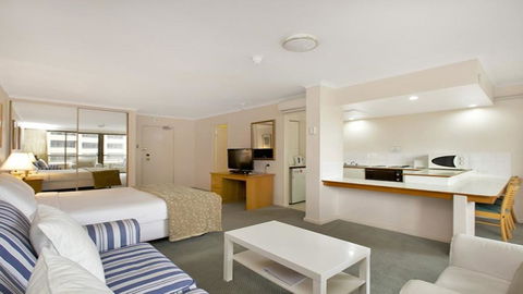 Studio With Balcony At College St - Accommodation Asia 0