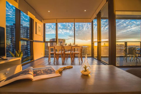 STUNNING Luxury 2beds2bathAPT @CBD (Haymarket) - Accommodation Asia 0
