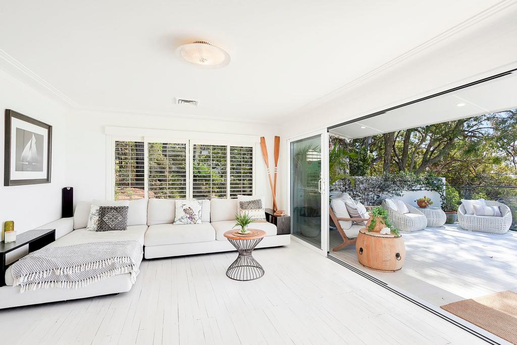 Burleigh Dc QLD Accommodation Asia