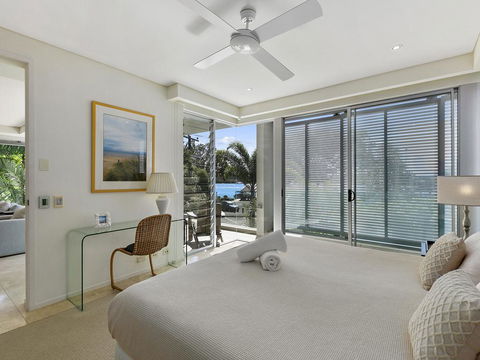 Stunning Riverfront Apartment In Noosaville - Unit 2 Wai Cocos 215 Gympie Terrace - Accommodation Asia 1