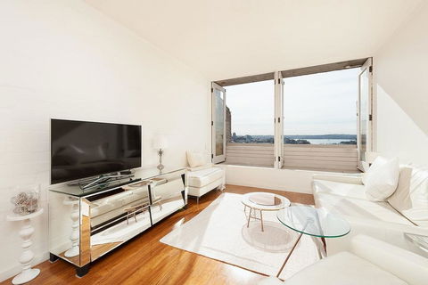 Stunning Sydney Harbour Views - Accommodation Asia 0