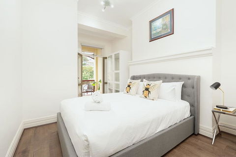 STUNNING SYDNEY HOME 10 - Accommodation Asia 2