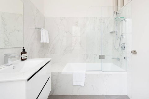 STUNNING SYDNEY HOME 4 - Accommodation Asia 2