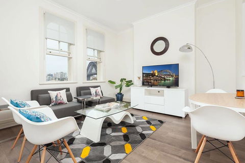 STUNNING SYDNEY HOME 8 - Accommodation Asia 3