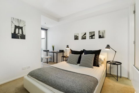 Stylish Apartment With Large Balcony And Parking - Accommodation Guide 3
