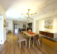 Stylish Luxe House For Big Group Near Shopping Center - Accommodation Asia