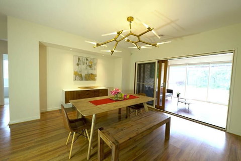 Stylish Luxe House For Big Group Near Shopping Center - Accommodation Guide 3