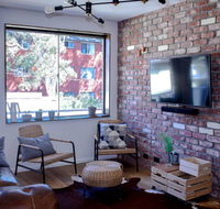 Stylish Modern Apartment Located In Marrickville - Accommodation Asia