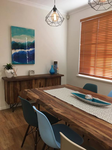 Stylish North Perth On Cafe Strip - Accommodation Guide 3