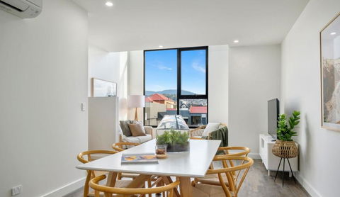 Stylish Townhouse - Accommodation Asia 0