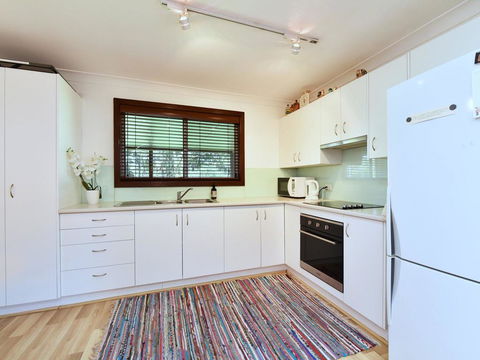 Summerfield Cottage - Hunter Valley, Renovated House In Central North Rothbury - Accommodation Asia 1