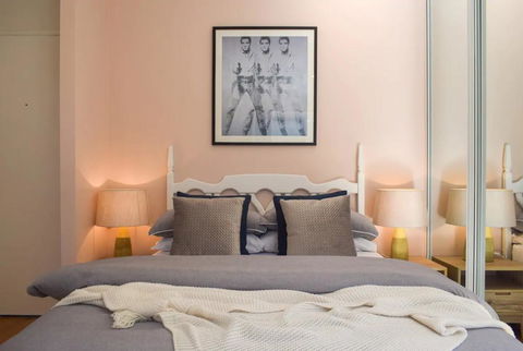 Sun-Drenched 1 Bed Studio Apt Newtown Parking - Accommodation China 2
