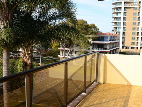 Sundek 18 - Accommodation Guide 3
