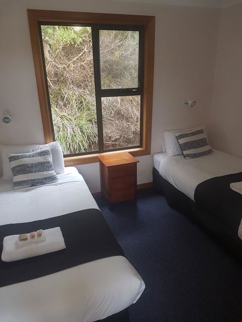 Sunset Holiday Villas - Accommodation Asia 2