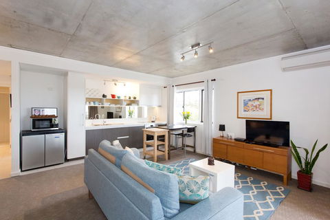 Sunsets By The Beach - Fremantle - Accommodation Asia 1