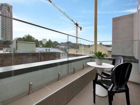 Sunshine City Loft! - Accommodation Guide 2