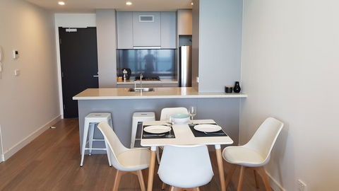 Supercar Fan's Dream - Track Side Apartment #1 - Accommodation Asia 2