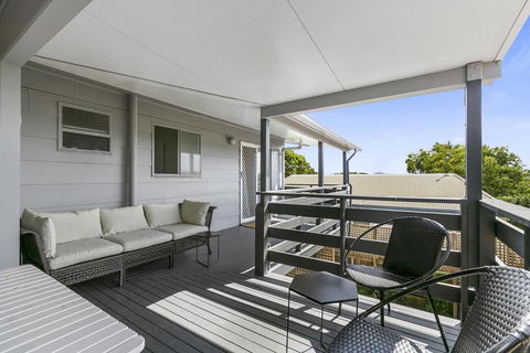 Surf's Up, Peregian Beach - Accommodation Asia 2