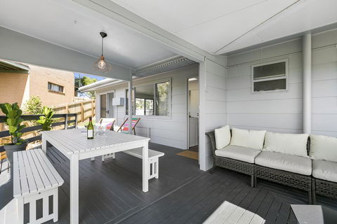 Surf's Up, Peregian Beach - Accommodation Asia 1