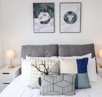 Surfers Paradise at Catherine Hill Bay - Accommodation Asia