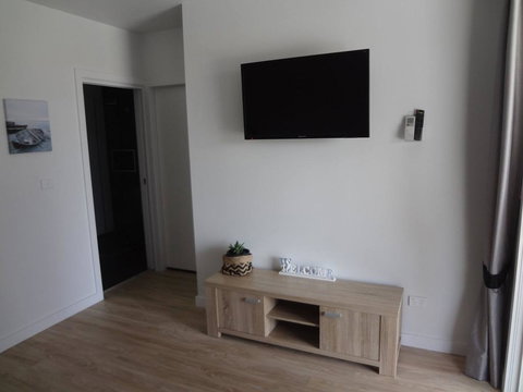 Surfmist - Accommodation Asia 0