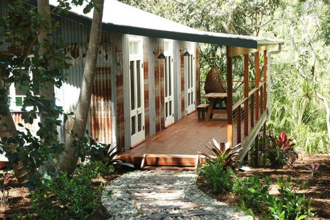 Sweet Love - Byron Bay Hinterland - Accommodation Guide 0
