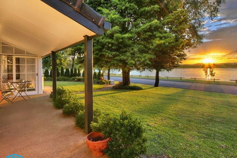 Tara Downs On Lake Albert - Accommodation Asia 0