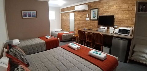 Taree Country Motel - Accommodation Asia 3
