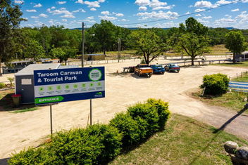 Taroom Caravan & Tourist Park with Accommodation China