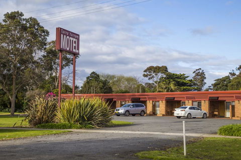 Tarra Motel - Accommodation Guide 0