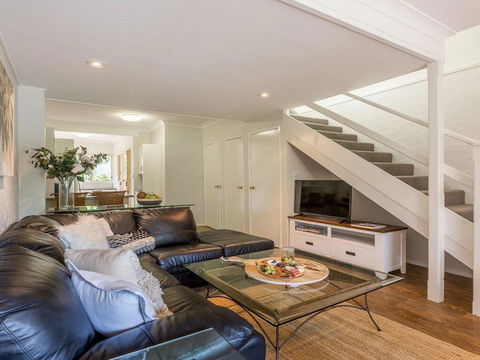 Tehidy Townhouse - Accommodation Asia 1