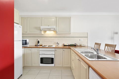 Terralong Terrace Apartments - Accommodation Guide 2