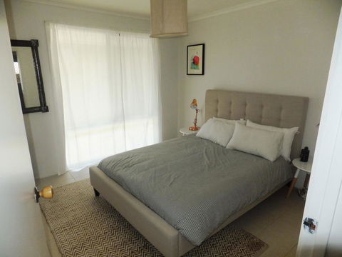 TERRIFIC ON TAMARA CRESCENT - Accommodation China 1