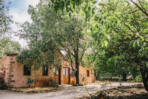 Terroir Auburn - Accommodation Guide 0