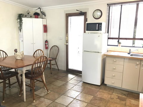 The Apartment - Moyston - Accommodation Asia 2