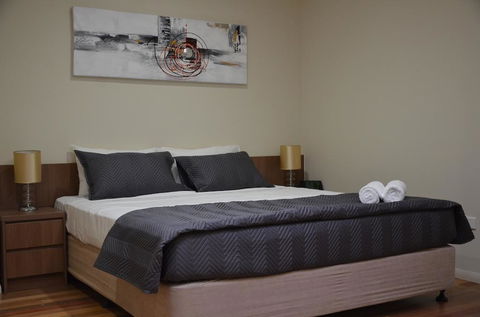 The Australian Hotel Motel - Accommodation Asia 2