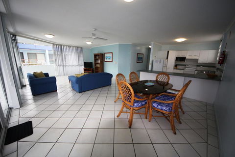 The Avenues Unit 2 At South West Rocks - Accommodation Asia 3