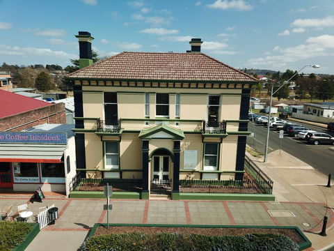 The Bank Guesthouse Glen Innes - Accommodation Asia 0