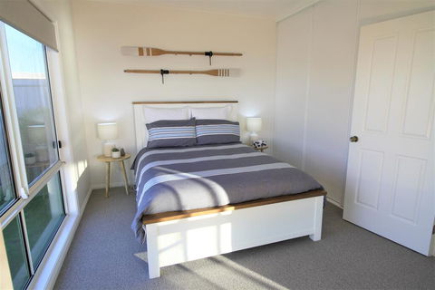 The Beach House - Point Turton - Accommodation Asia 2