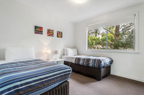 Freycinet Haven - Accommodation Guide 15