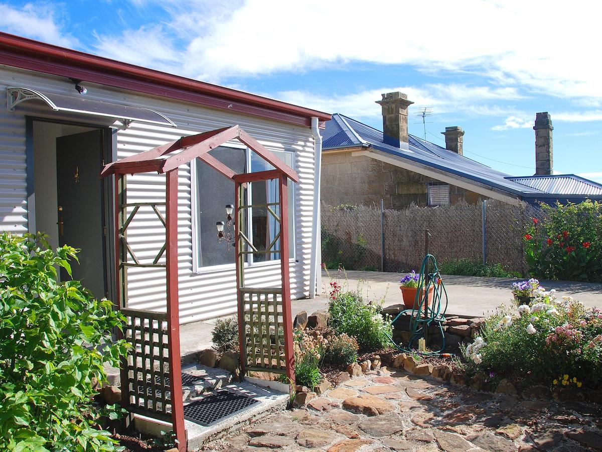 Baden TAS Accommodation Asia