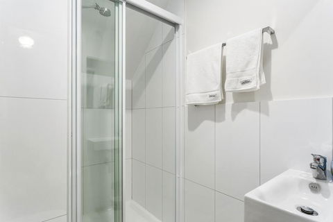 Cambridge House Bed & Breakfast - Accommodation Asia 24