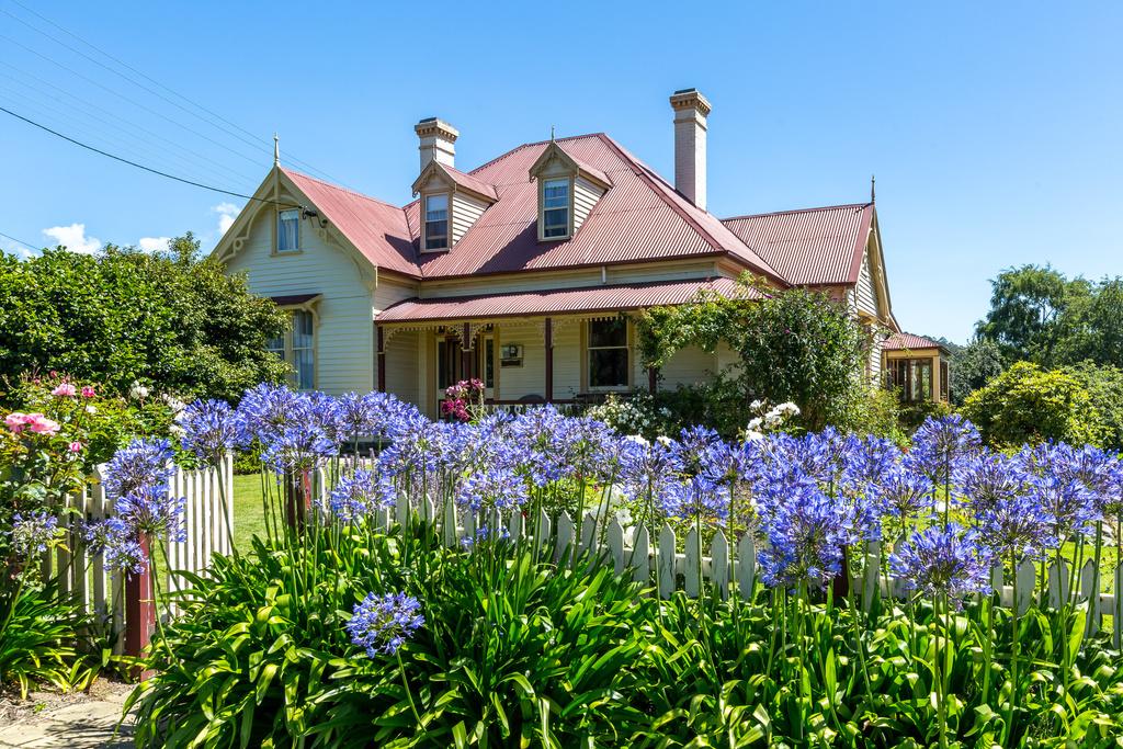 Geeveston TAS Accommodation Asia
