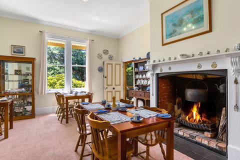 Cambridge House Bed & Breakfast - Accommodation Asia 25