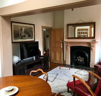 Eliza cottage - Accommodation Guide
